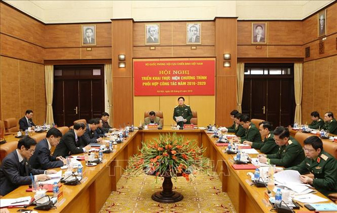 越南老兵协会中央委员会与国防部密切配合落实好国防建设任务 ảnh 1 越南老兵协会中央委员会与国防部密切配合落实好国防建设任务 ảnh 1