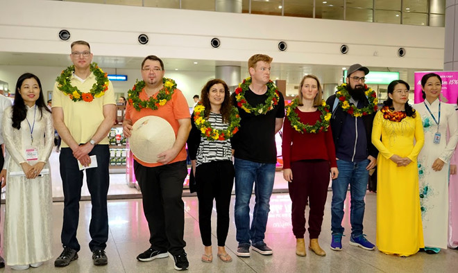 越南奠边省接待2019年首批国际游客 ảnh 1 越南奠边省接待2019年首批国际游客 ảnh 1