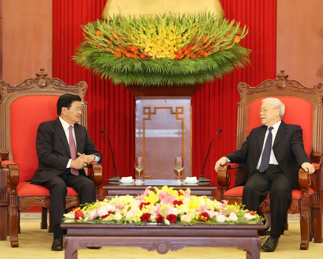 越共中央总书记、国家主席阮富仲会见老挝总理通伦 ảnh 2 越共中央总书记、国家主席阮富仲会见老挝总理通伦 ảnh 2