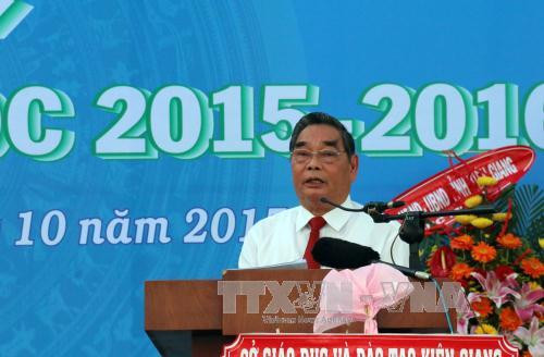 黎鸿英同志出席坚江大学新学年开学典礼 ảnh 1