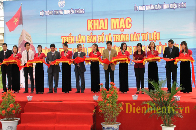 “黄沙、长沙归属越南—历史证据和法律依据”图片资料展在奠边省举行 ảnh 1 “黄沙、长沙归属越南—历史证据和法律依据”图片资料展在奠边省举行 ảnh 1