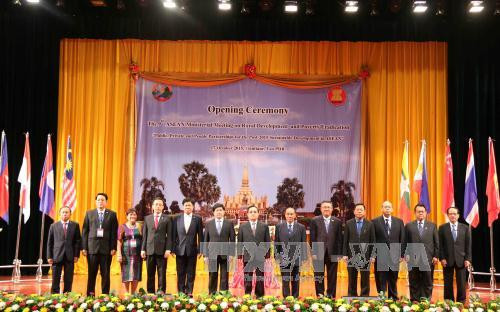 第九届东盟农村发展和扶贫工作部长会议在老挝举行 ảnh 1 第九届东盟农村发展和扶贫工作部长会议在老挝举行 ảnh 1