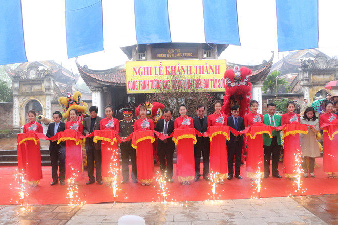 纪念玉回-栋多大捷231周年的栋多丘庙会在首都河内隆重举行 ảnh 4