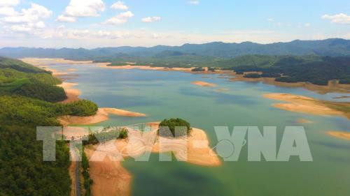 越来越多游客支持并选择绿色旅游 ảnh 1