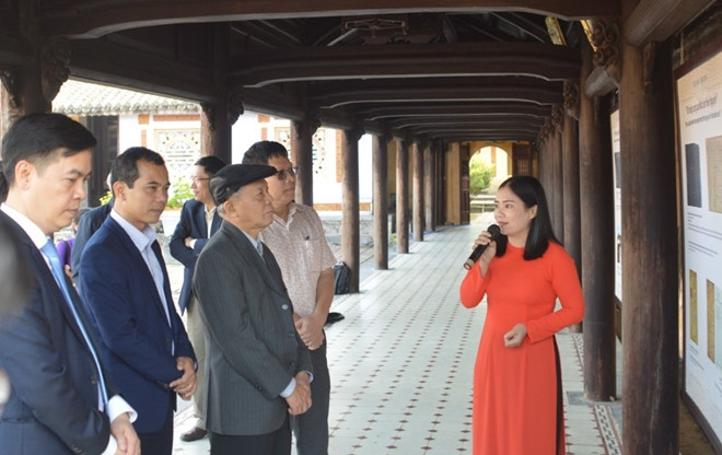 “阮朝木板中的宫廷春节”展览会在顺化古都遗迹区举行 ảnh 2