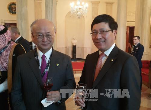 第四届核安全峰会：越南外长范平明出席“核安全威胁的观念”工作晚宴 ảnh 1