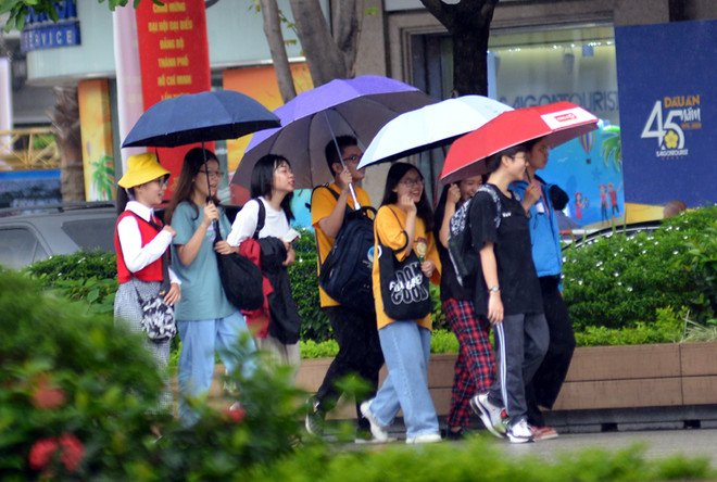 新冠肺炎疫情防控绝不能掉以轻心 ảnh 1