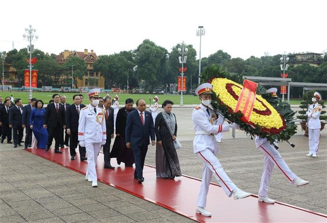 越南第十四届国会第十次会议在河内隆重开幕 ảnh 1 越南第十四届国会第十次会议在河内隆重开幕 ảnh 1