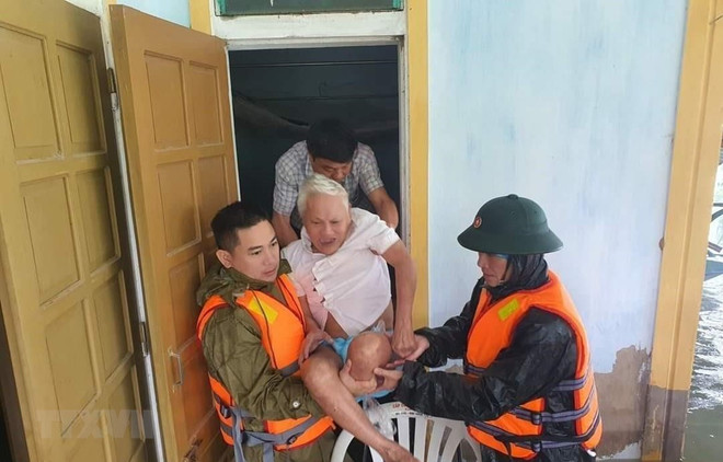 缅甸国务资政就越南中部遭受严重洪涝灾害向越南政府总理阮春福致慰问电 ảnh 1 缅甸国务资政就越南中部遭受严重洪涝灾害向越南政府总理阮春福致慰问电 ảnh 1