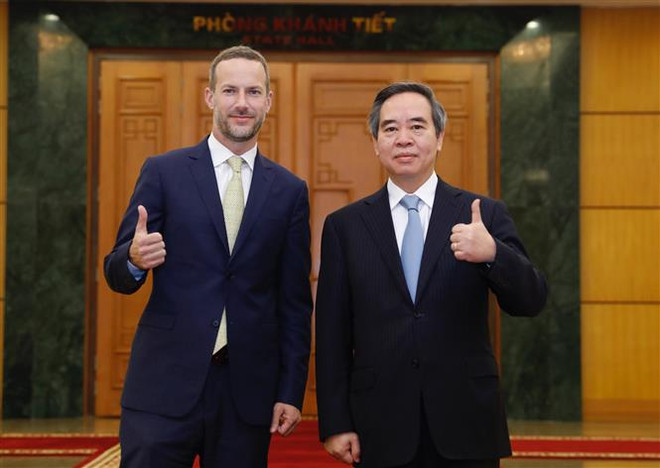 越共中央经济部部长阮文平:越南党和国家一直重视越美全面伙伴关系 ảnh 1 越共中央经济部部长阮文平:越南党和国家一直重视越美全面伙伴关系 ảnh 1