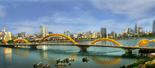 岘港市继续推进“五个无”、“三个有”、“四个安”计划的展开 ảnh 1 岘港市继续推进“五个无”、“三个有”、“四个安”计划的展开 ảnh 1