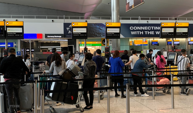 将在德国和欧洲部分国家滞留的280名越南公民安全接回国 ảnh 1 将在德国和欧洲部分国家滞留的280名越南公民安全接回国 ảnh 1