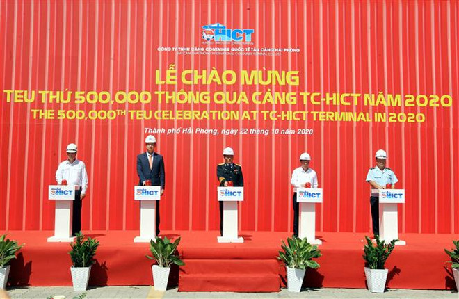海防新港迎来2020年第50万个标准箱 ảnh 2 海防新港迎来2020年第50万个标准箱 ảnh 2