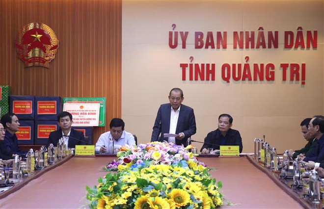 政府副总理张和平指导广治省救灾工作 ảnh 1 政府副总理张和平指导广治省救灾工作 ảnh 1