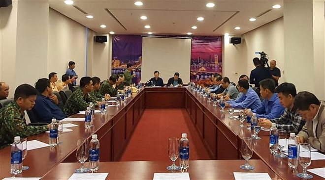 第九号台风防御工作:政府副总理郑廷勇要求把在危险海域的船只迁移到安全地带 ảnh 1 第九号台风防御工作:政府副总理郑廷勇要求把在危险海域的船只迁移到安全地带 ảnh 1