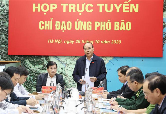 政府总理阮春福:全力做好第九号台风防范应对工作 把人员和财产转移到安全地带 ảnh 1 政府总理阮春福:全力做好第九号台风防范应对工作 把人员和财产转移到安全地带 ảnh 1