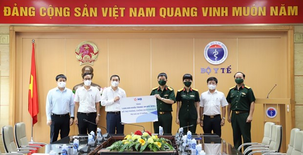 越南卫生部接收100万只符合N95标准和FDA标准的医用口罩 ảnh 1 越南卫生部接收100万只符合N95标准和FDA标准的医用口罩 ảnh 1