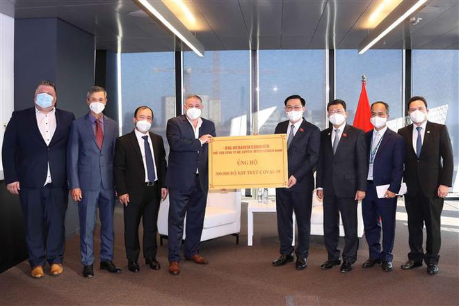 越南国会主席王廷惠会见奥地利部分企业代表 ảnh 2 越南国会主席王廷惠会见奥地利部分企业代表 ảnh 2