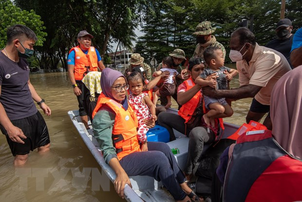 阮春福就马来西亚洪涝灾害向马来西亚国王致慰问电 ảnh 1