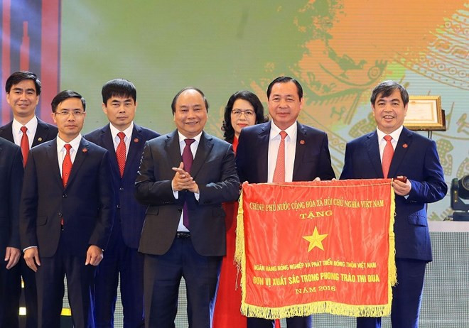 阮春福:严把Agribank股份制改革政策关 实现国家和人民利益最大化 ảnh 1 阮春福:严把Agribank股份制改革政策关 实现国家和人民利益最大化 ảnh 1