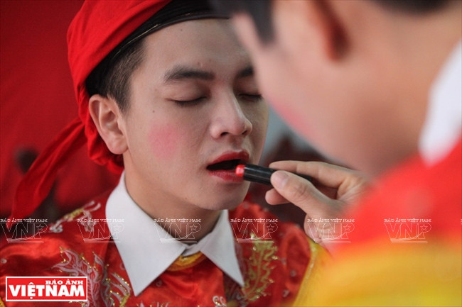 河内清池县朝曲村的传统艺术——蓬舞 ảnh 2