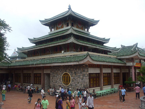 越南安江省充分挖掘潜力 切实推进宗教文化旅游发展 ảnh 1