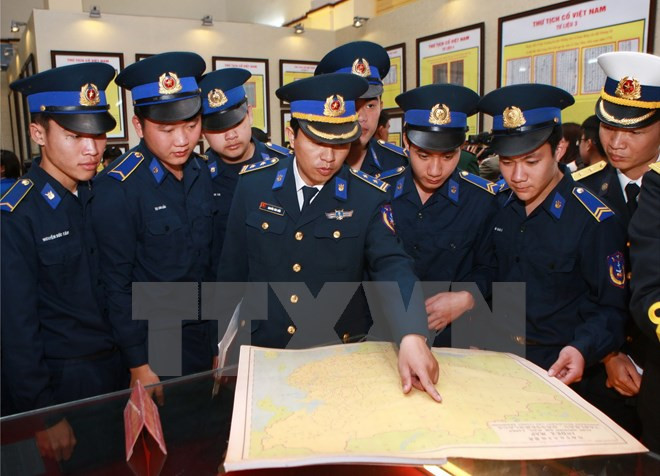 “越南黄沙与长沙——历史证据和法律依据”地图和资料展在海防市举行 ảnh 1 “越南黄沙与长沙——历史证据和法律依据”地图和资料展在海防市举行 ảnh 1
