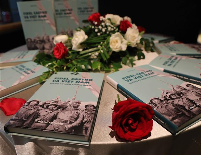 《菲德尔·卡斯特罗和越南——难忘的纪念》一书问世 ảnh 1 《菲德尔·卡斯特罗和越南——难忘的纪念》一书问世 ảnh 1