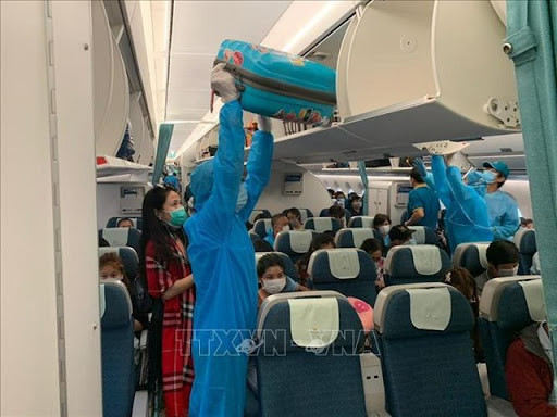 越南将滞留在马来西亚的近290名公民接回国 ảnh 1 越南将滞留在马来西亚的近290名公民接回国 ảnh 1