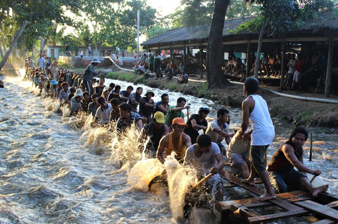 朔庄省高棉族同胞与2020年赛龙舟 ảnh 1 朔庄省高棉族同胞与2020年赛龙舟 ảnh 1