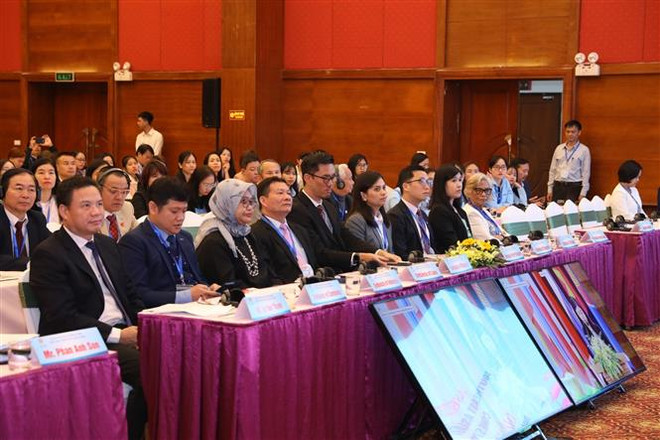 加强东南亚人民团结 致力于包容性增长、互联互通和主动适应的共同体 ảnh 3