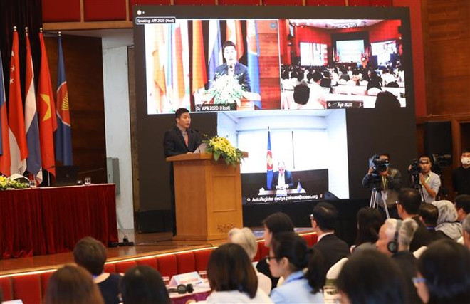 加强东南亚人民团结 致力于包容性增长、互联互通和主动适应的共同体 ảnh 2