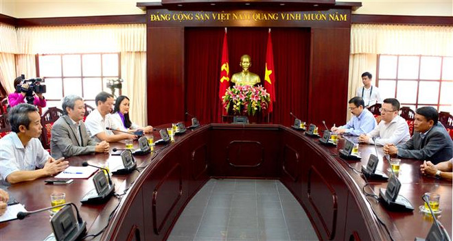 越南通讯社伸出援手帮助承天顺化省受灾群众度过难关 ảnh 1 越南通讯社伸出援手帮助承天顺化省受灾群众度过难关 ảnh 1