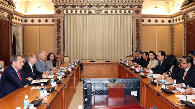 加拿大企业希望在胡志明市进行长期投资与经营 ảnh 1 加拿大企业希望在胡志明市进行长期投资与经营 ảnh 1