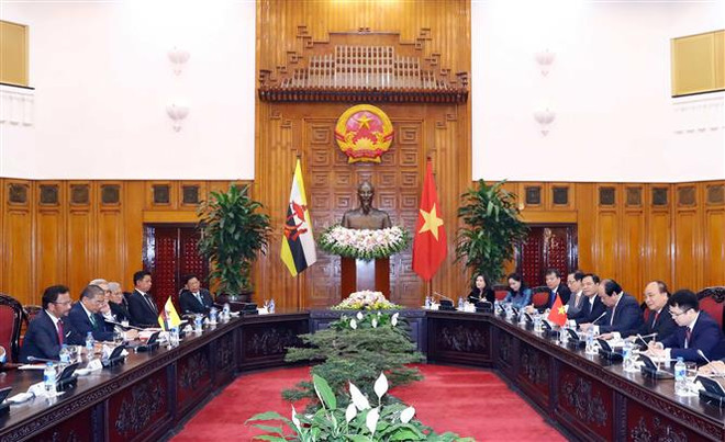 越南政府总理阮春福会见文莱苏丹 ảnh 2 越南政府总理阮春福会见文莱苏丹 ảnh 2