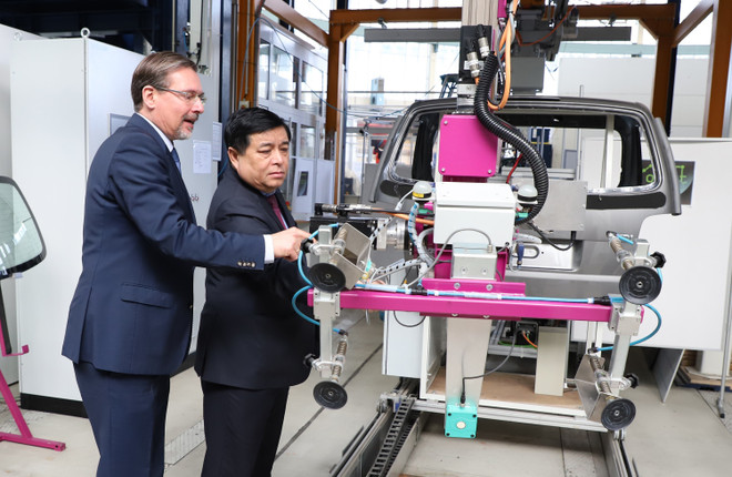 越德重视促进科技合作发展 ảnh 1 越德重视促进科技合作发展 ảnh 1