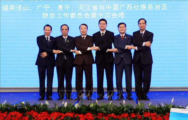越南边境四省与中国广西联合工作委员会第十次会晤在谅山省举行 ảnh 1