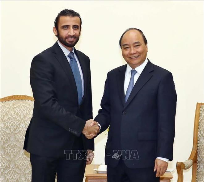 政府总理阮春福会见迪拜投资公司首席执行官 ảnh 1