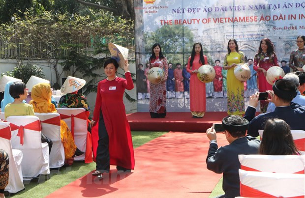 在印度推介越南奥黛形象 ảnh 1 在印度推介越南奥黛形象 ảnh 1