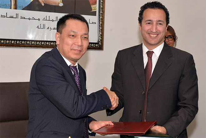 越南与摩洛哥签署多项合作文件 ảnh 2