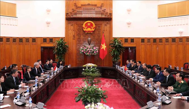 政府总理阮春福会见新加坡副总理张志贤 ảnh 2 政府总理阮春福会见新加坡副总理张志贤 ảnh 2