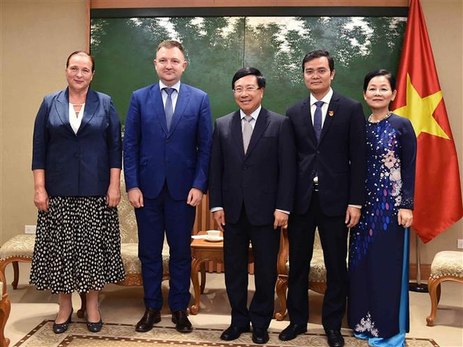 越南政府副总理范平明会见俄罗斯联邦青年事务署署长亚历山大·布加耶夫 ảnh 1 越南政府副总理范平明会见俄罗斯联邦青年事务署署长亚历山大·布加耶夫 ảnh 1