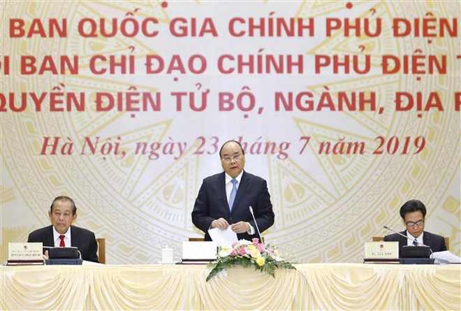 政府总理阮春福:以人民为中心,以人民的满意度为目标 ảnh 1 政府总理阮春福:以人民为中心,以人民的满意度为目标 ảnh 1