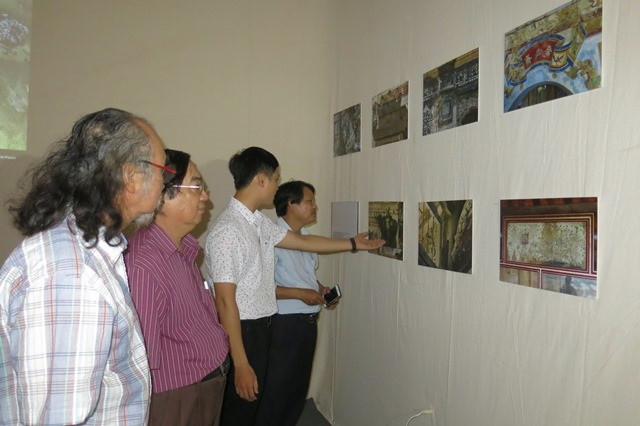 “回顺化”展览会呼吁大家携手保护顺化建筑之美 ảnh 2  “回顺化”展览会呼吁大家携手保护顺化建筑之美 ảnh 2