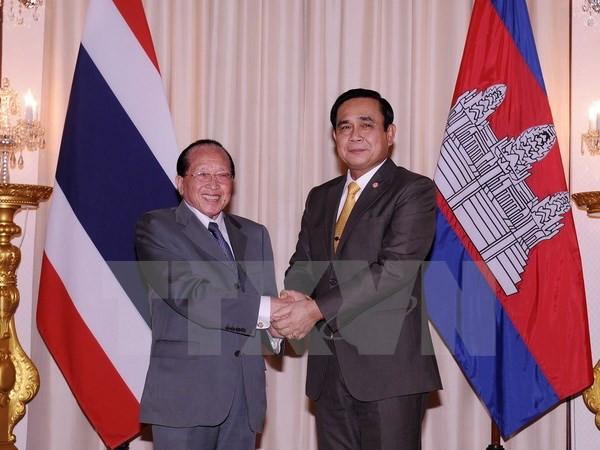 柬埔寨与泰国加强双边合作关系 ảnh 1