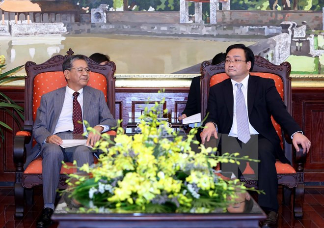 河内市领导会见日本驻越南大使 ảnh 1