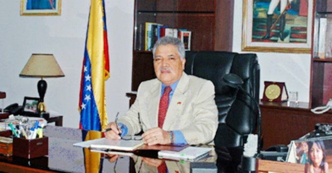 “委内瑞拉在玻利瓦尔革命中的对外路线”专题座谈会在河内举行 ảnh 1