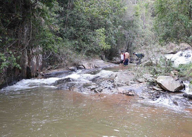 英国与越南配合调查三名英国游客在越南遇难案件 ảnh 1 英国与越南配合调查三名英国游客在越南遇难案件 ảnh 1