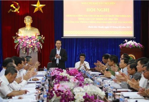 陈大光大将:西原地区要采取配套措施 做好防旱抗旱工作 ảnh 2 陈大光大将:西原地区要采取配套措施 做好防旱抗旱工作 ảnh 2