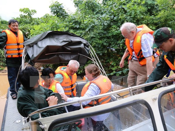 郑廷勇副总理：紧盯台风的实际发展情况，开展应对措施减少由灾害造成的损失 ảnh 1